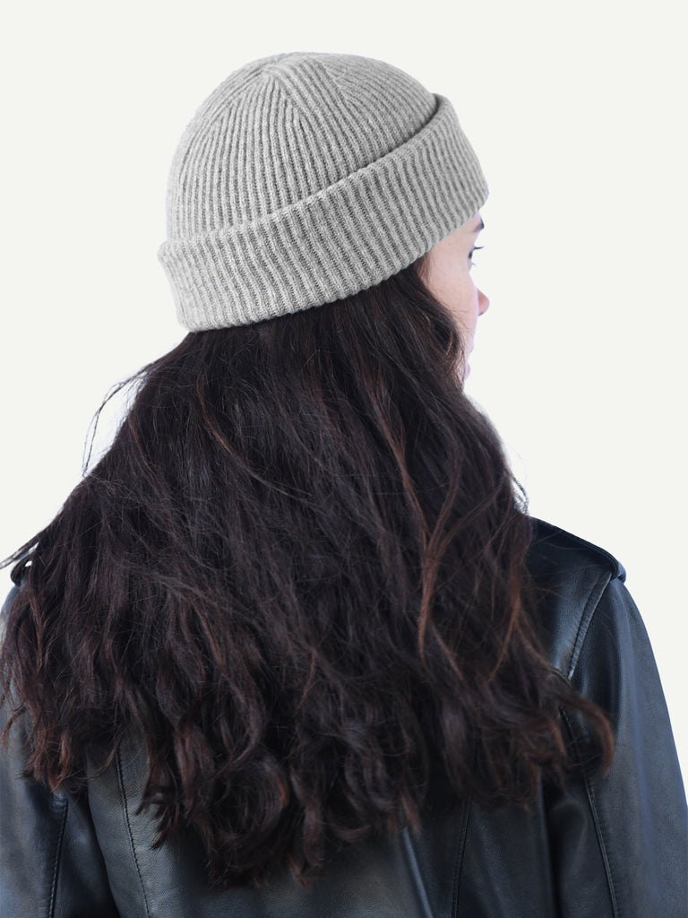 The Grey Cashmere Beanie – Ecova